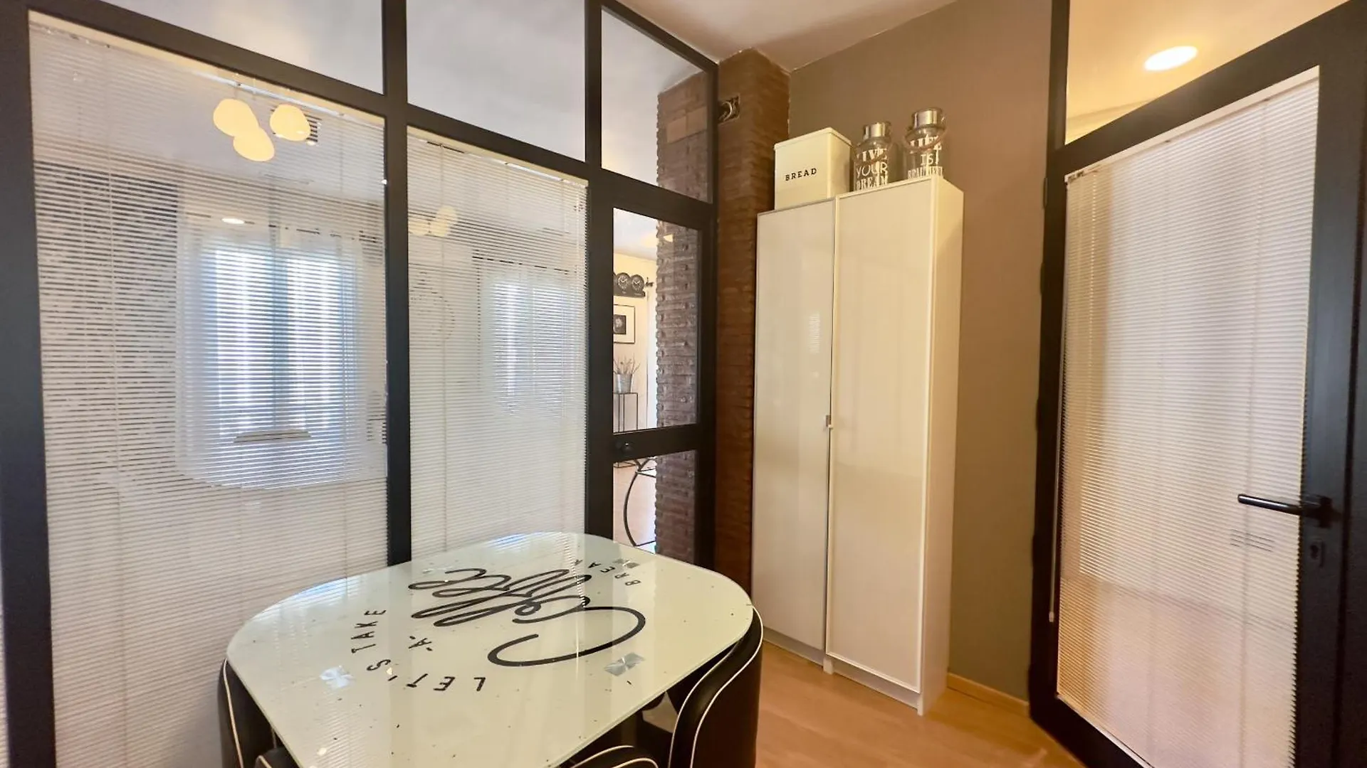 Lejlighed Urbe10 Plaza De Uncibay 3 Bedrooms Apatment Málaga